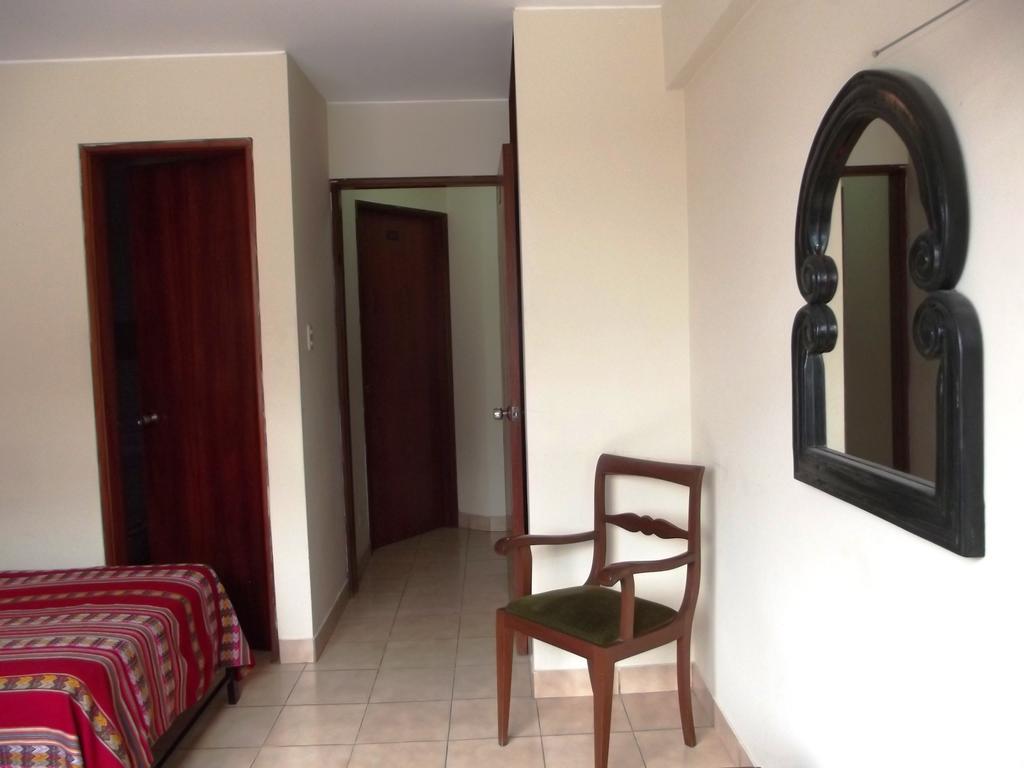 Hostal Gemina Лима Екстериор снимка